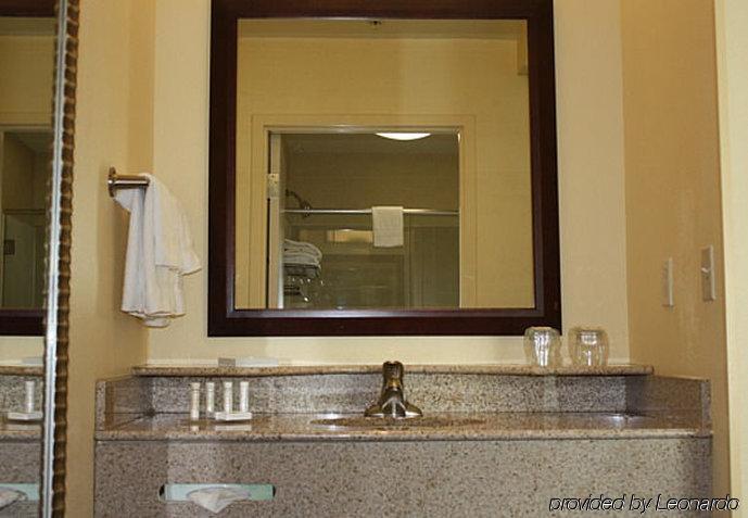 Springhill Suites By Marriott Oklahoma City Airport Ngoại thất bức ảnh